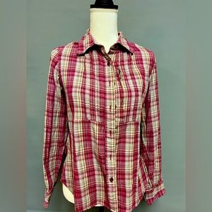 North Face feminine flannel shirt with hidden chest pocket! Dusty rose/grey.